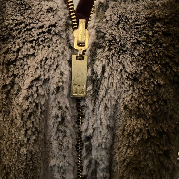 DC faux fur reversible hoodie - Picture 6 of 9